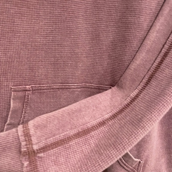 Mauve Jane and Delancey waffle knit shirt with kangaroo pouch pocket. Si… - Picture 3 of 6